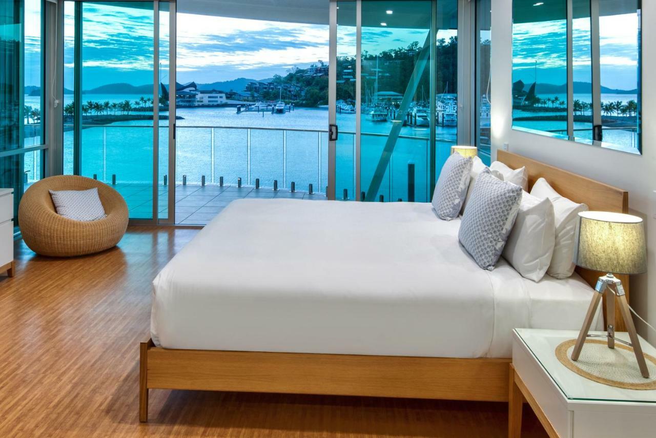 Pavillions Penthouse 25 - Luxury Waterfront Apartment With Private Roof Top Pool And Buggy Остров Гамильтон Экстерьер фото